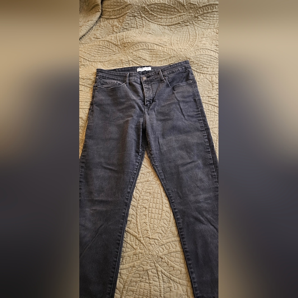 Levi's Black Totally Shaping Straight Jeans - Size 14 Short